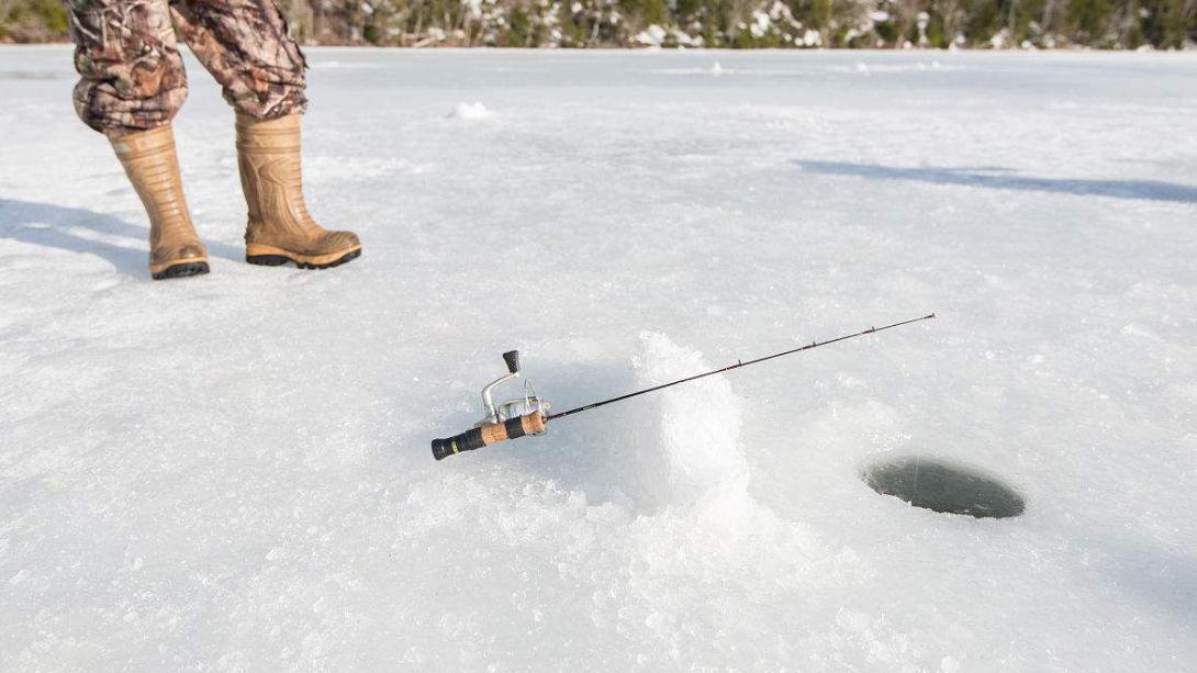 有点结冰如何钓鱼?有点结冰如何钓鱼呢!
